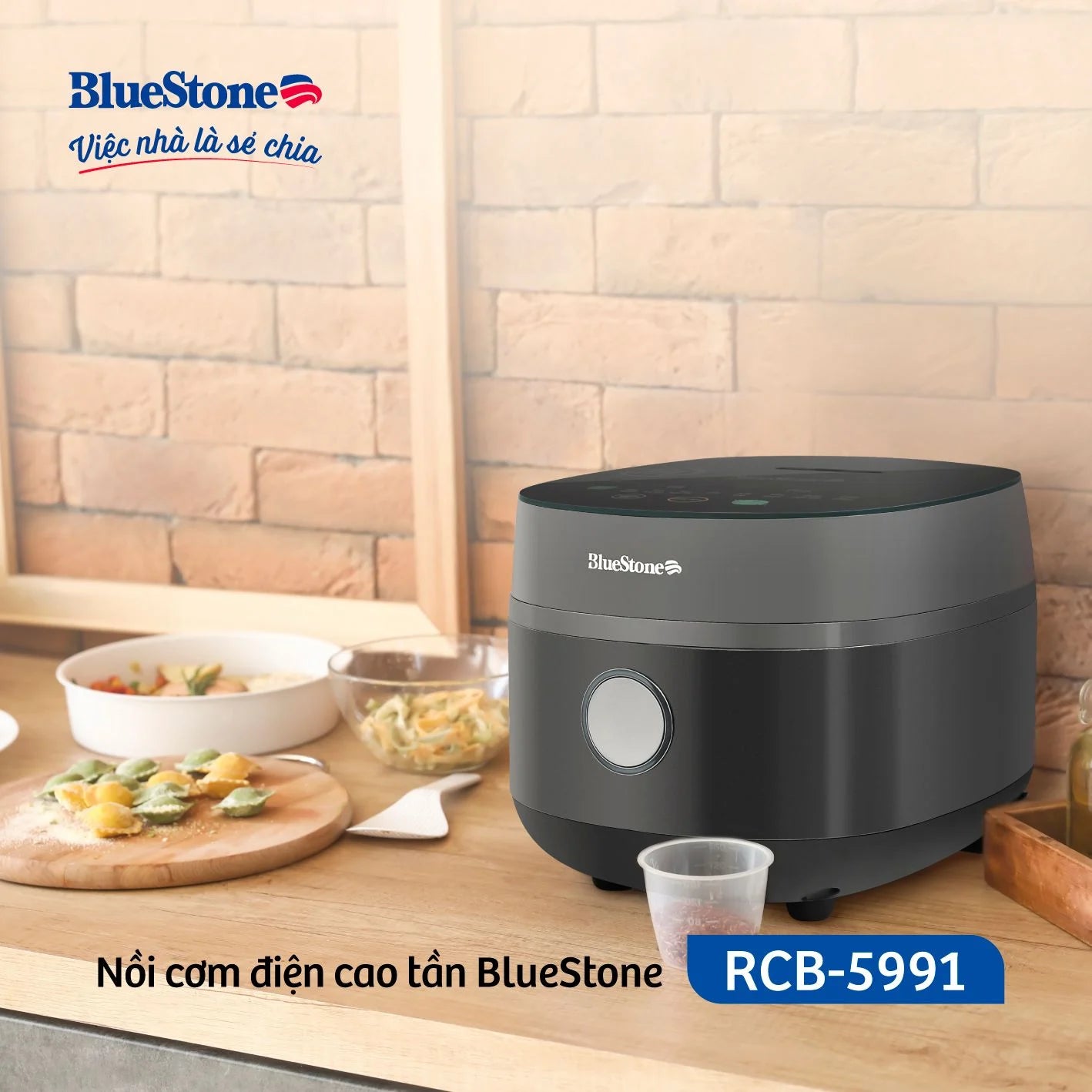 Nồi Cơm Điện Cao Tần BlueStone RCB-5991 1.5 Lít 1200W